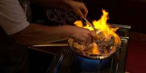 HUG 8374klein HUG 8374klein