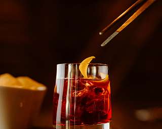 Zermatt-LaBarrique_Restaurant-Bar-Drinks Zermatt-LaBarrique_Restaurant-Bar-Drinks