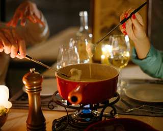 Zermatt-Brasserie-Restaurant-Mood-Wine Zermatt-Brasserie-Restaurant-Mood-Wine