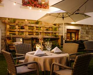 Restaurant im Alpine Hotel Perren Restaurant im Alpine Hotel Perren